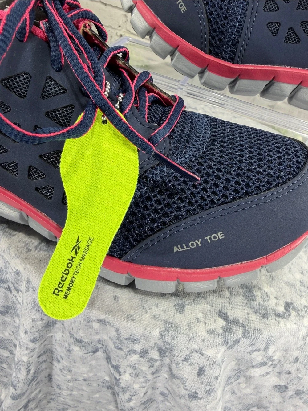 REEBOK “Sublite” Navy & Pink Oil & Slip-Resistant Alloy-Toe Athletic WMS 6W💙NEW